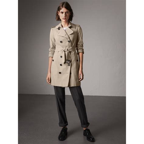 burberry sandringham trench stone|burberry trench with removable liner.